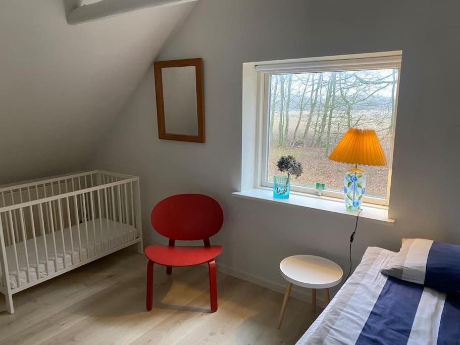 Skont Hus Pa Landet Taet Pa Billund Villa Give Exteriör bild