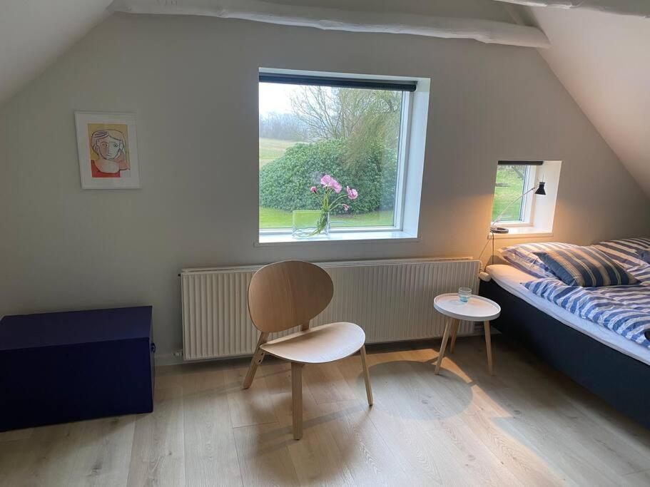 Skont Hus Pa Landet Taet Pa Billund Villa Give Exteriör bild